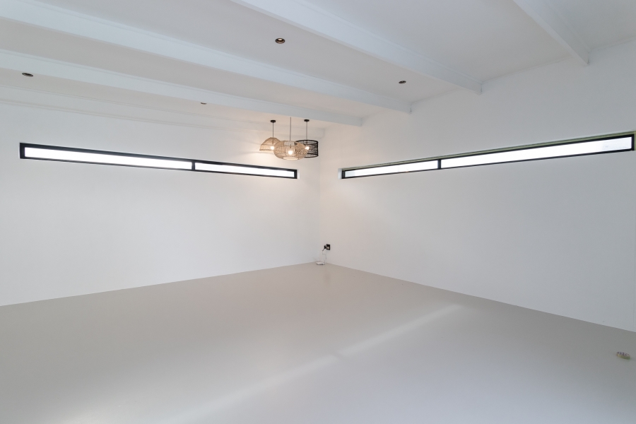 6 Bedroom Property for Sale in Yzerfontein Western Cape